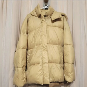 Abercrombie & Fitch Tan Puffer Jacket